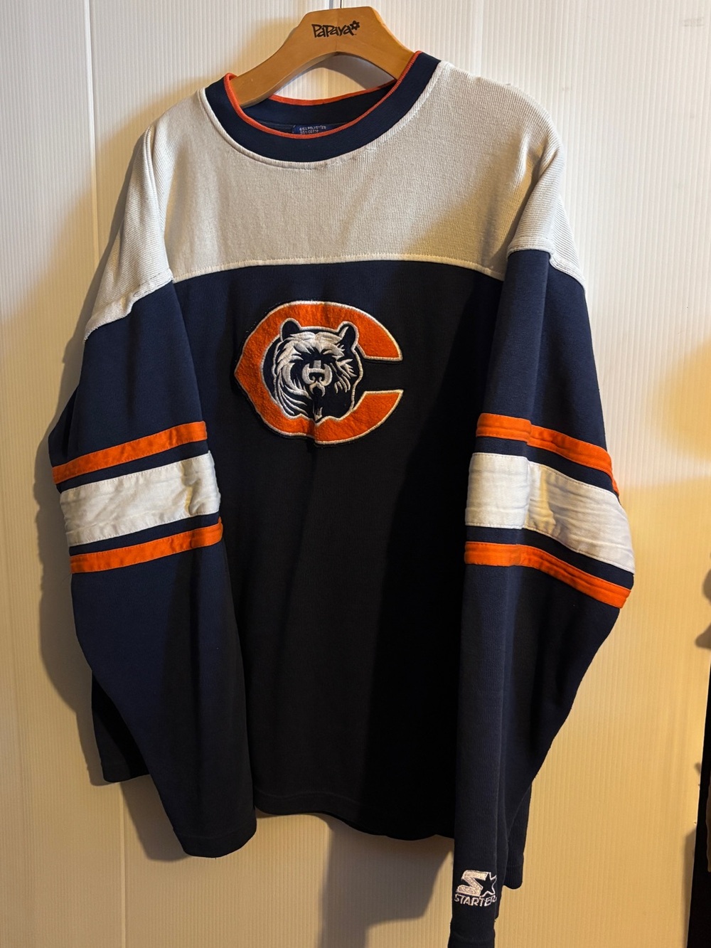 Vintage 1990s Starter Chicago Bears Hockey-Style Crewneck sweatshirt